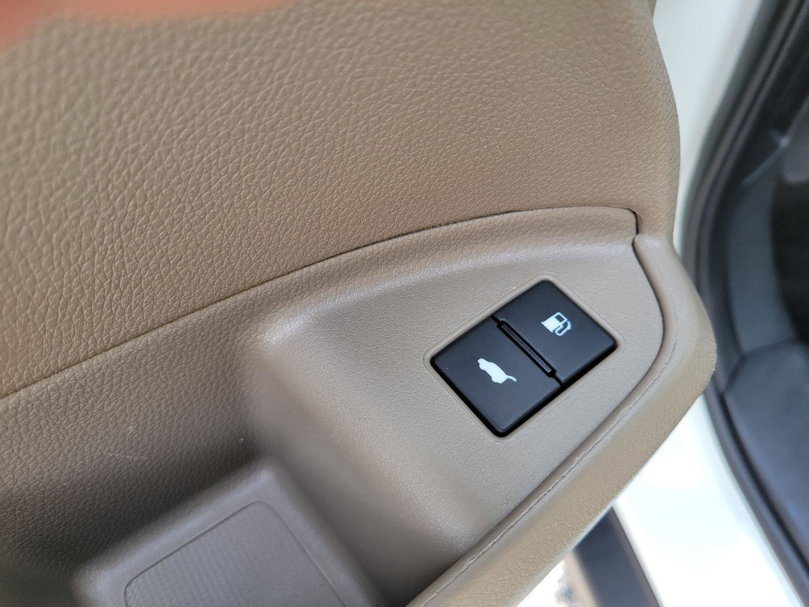 Used 2020 Honda Pilot Touring image 10