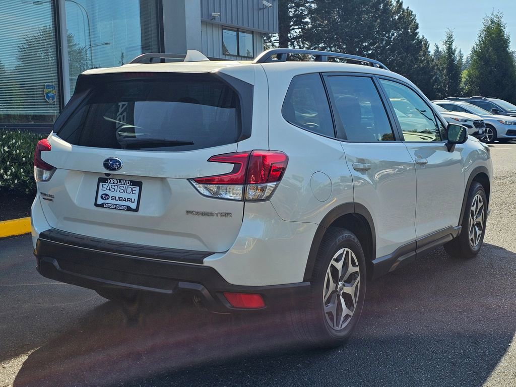 Used 2023 Subaru Forester Premium AWD/4WD image 7