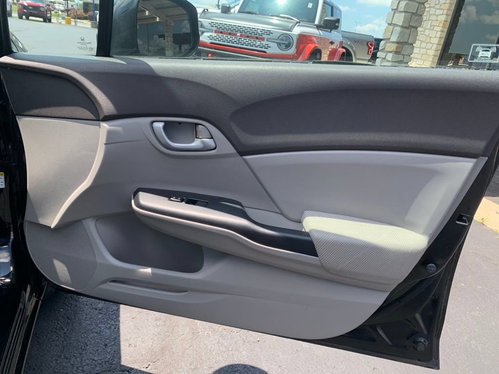 Used 2012 Honda Civic LX image 32