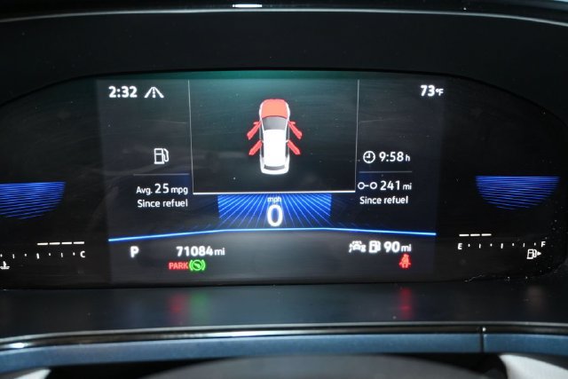 Used 2022 Volkswagen Taos SE w/ Panoramic Sunroof Package AWD/4WD image 18