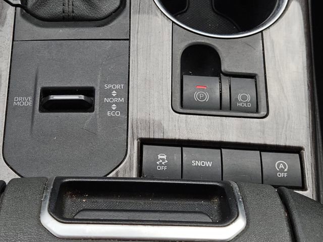 Used 2020 Toyota Highlander Limited image 15