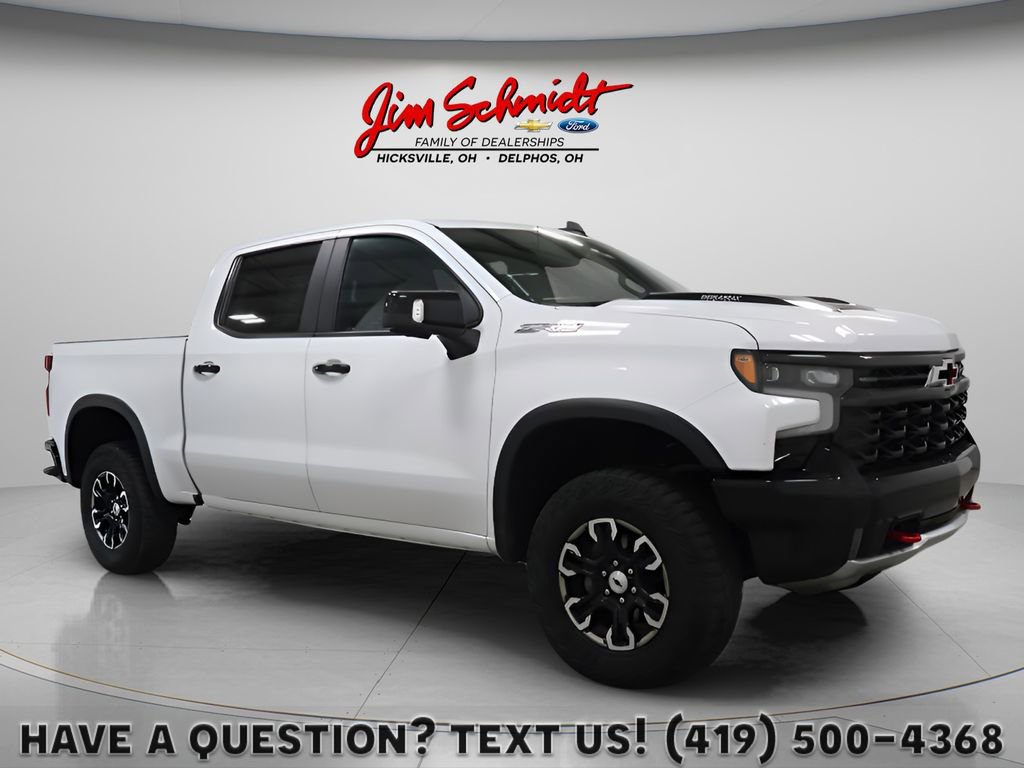 Used 2024 Chevrolet Silverado 1500 ZR2 w/ Technology Package AWD/4WD image 1