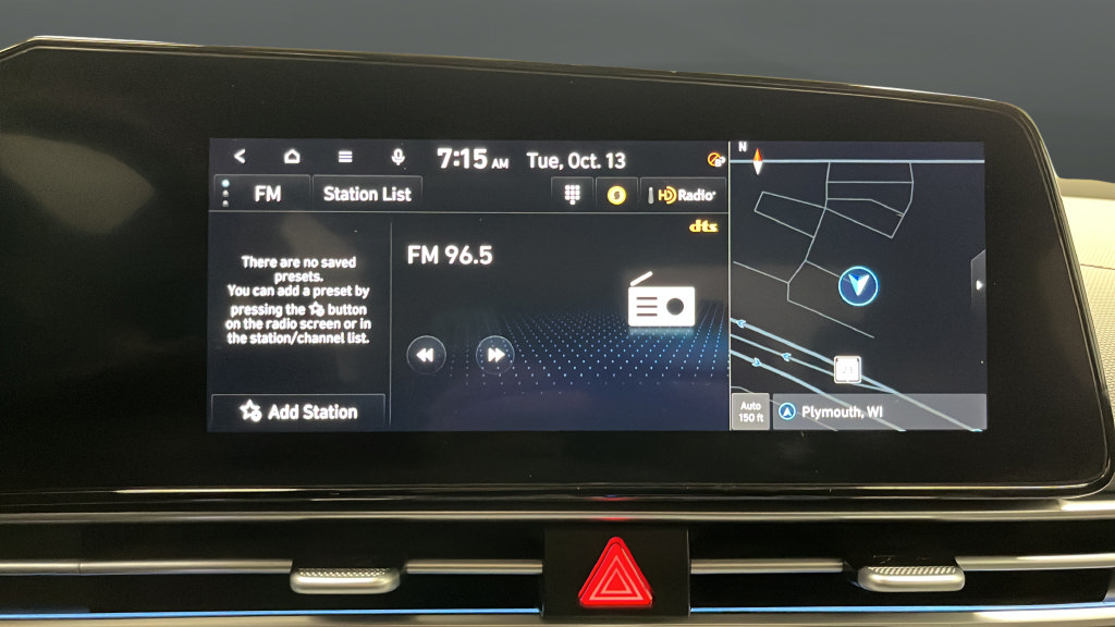 Used 2025 Hyundai Elantra SEL FWD image 29