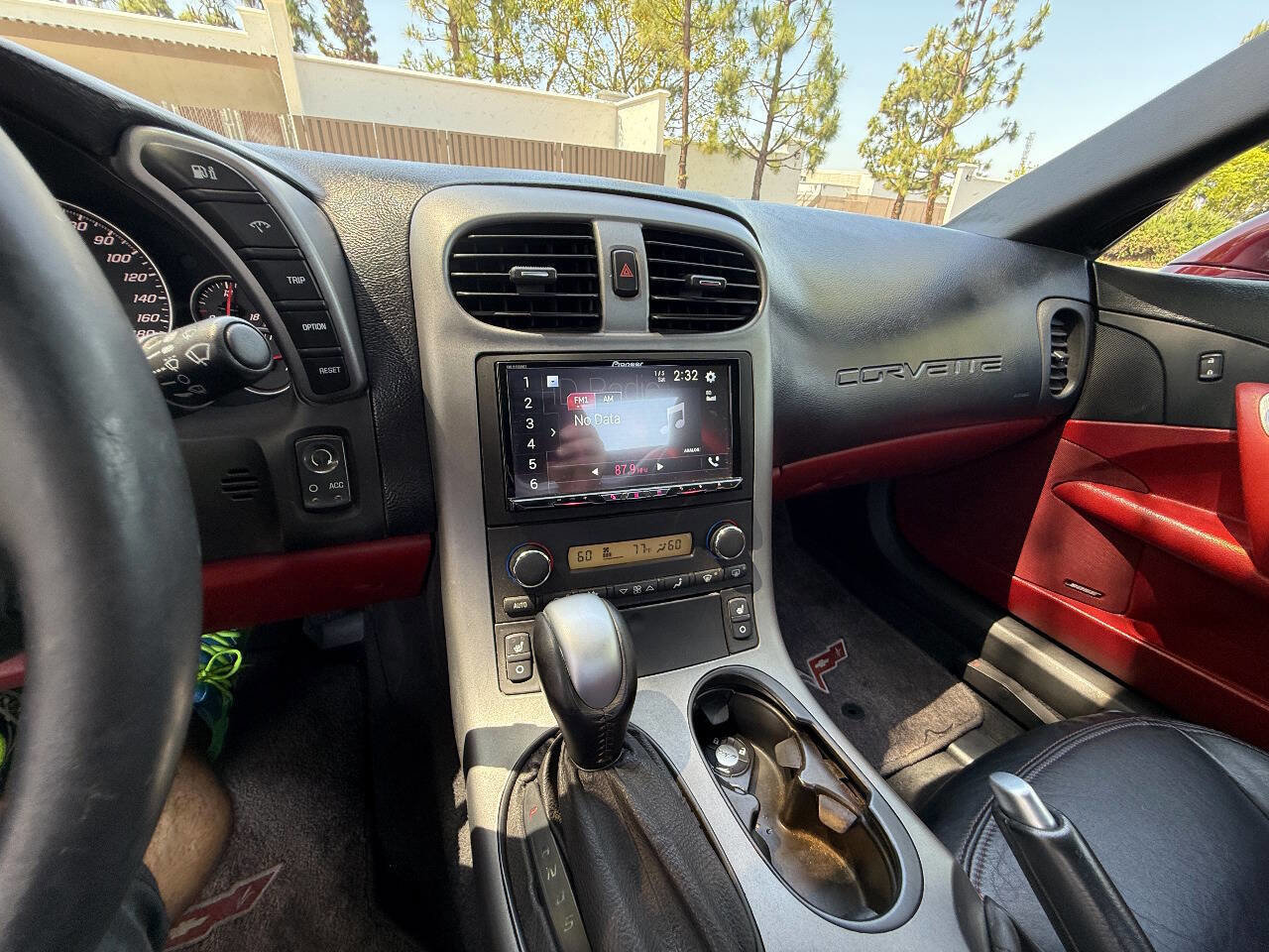 Used 2006 Chevrolet Corvette Convertible w/ Preferred Equipment Group image 17