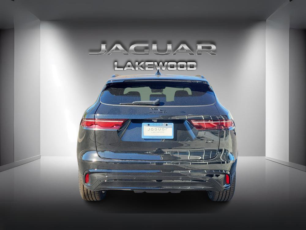 New 2026 Jaguar F-PACE R-Dynamic S image 4