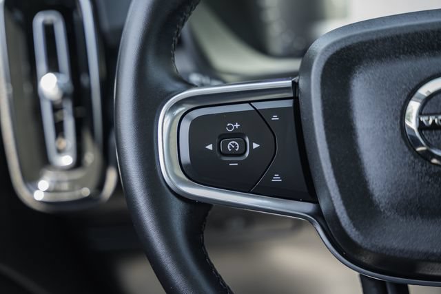 Certified 2023 Volvo XC40 B5 Plus w/ Climate Package AWD/4WD image 31