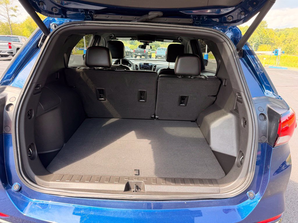 Used 2022 Chevrolet Equinox RS w/ Infotainment Package AWD/4WD image 35