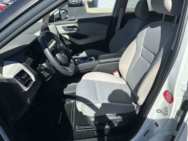 Certified 2023 Nissan Rogue SV image 11