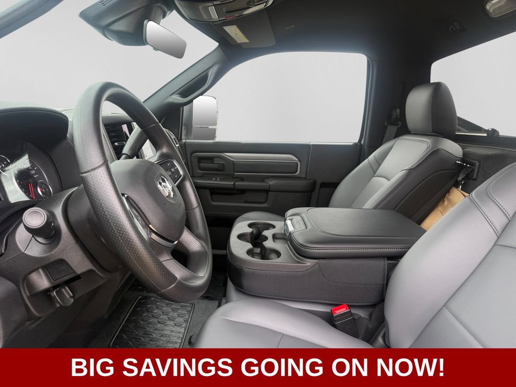 New 2026 RAM 3500 Tradesman w/ Chrome Appearance Group AWD/4WD image 18