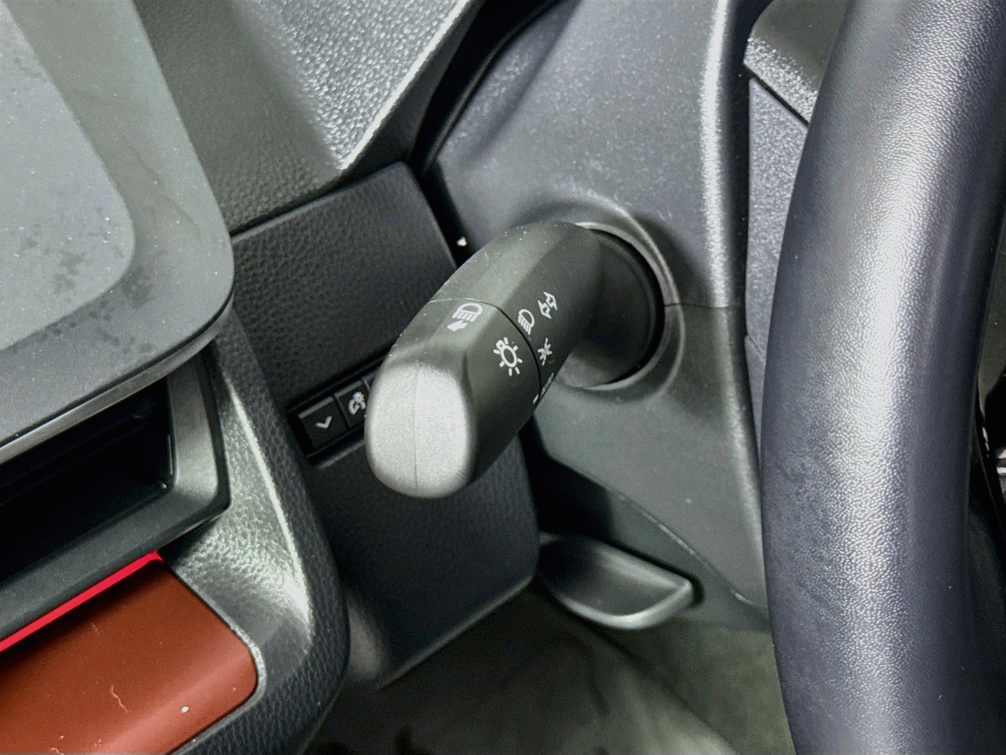 Certified 2024 Toyota Prius Prime FWD image 10