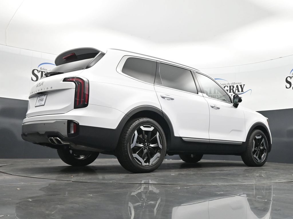 Used 2023 Kia Telluride EX FWD image 32
