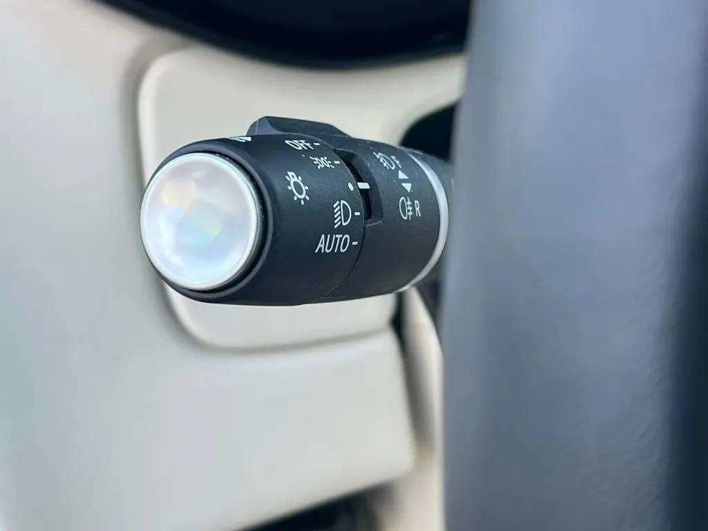 Used 2023 Land Rover Range Rover SE image 30