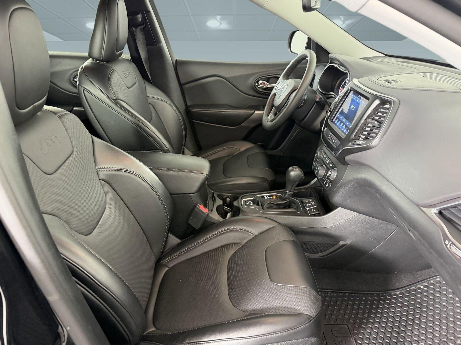 Used 2022 Jeep Cherokee Latitude Lux image 10