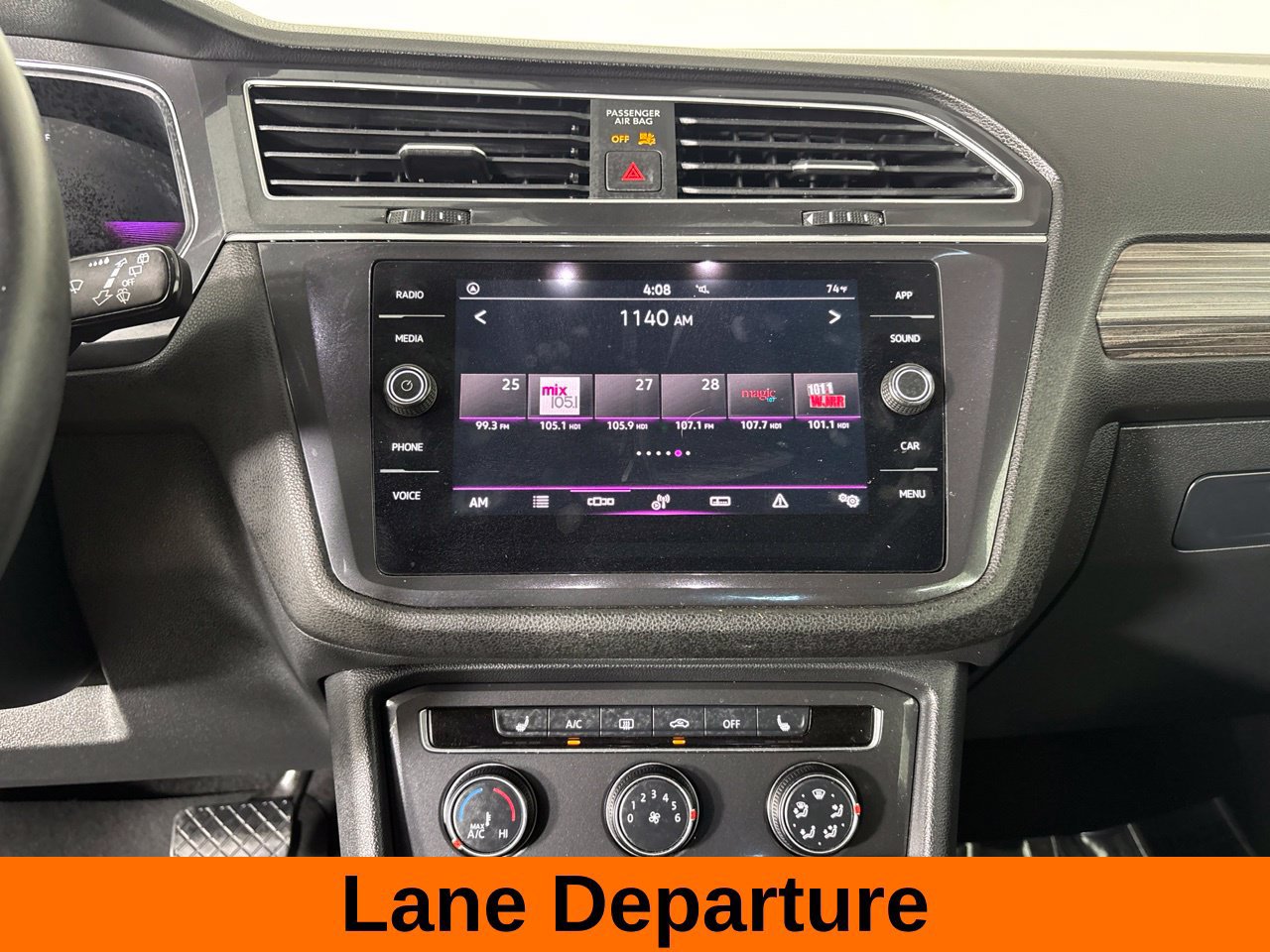 Used 2024 Volkswagen Tiguan Wolfsburg Edition FWD image 17