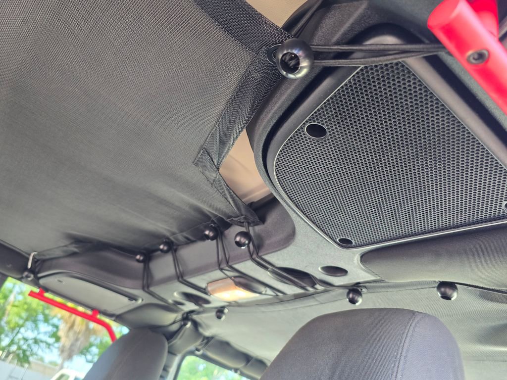 Used 2018 Jeep Wrangler Unlimited Sport S image 34