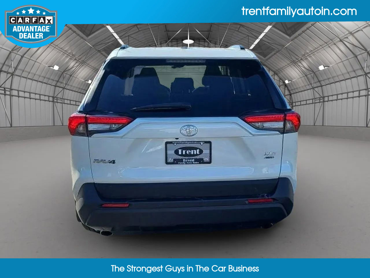 Used 2021 Toyota RAV4 XLE Premium image 5