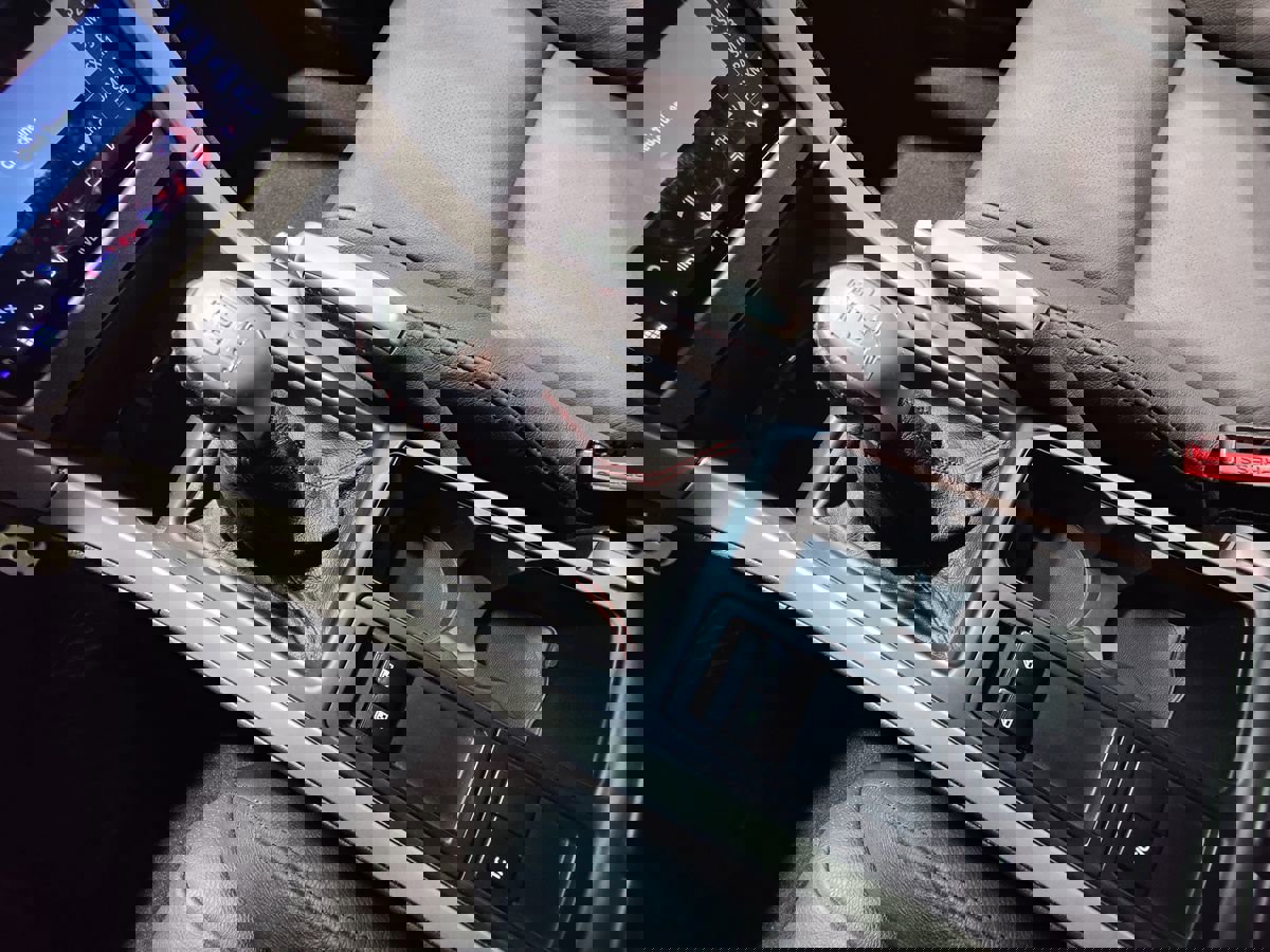 Used 2004 Pontiac GTO image 25