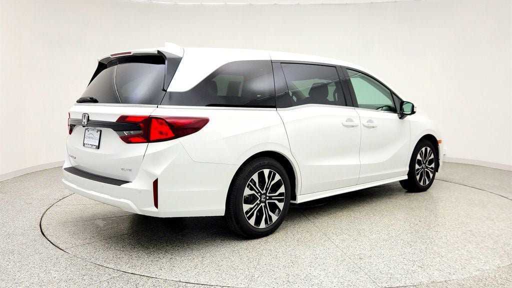 Used 2026 Honda Odyssey Elite image 5