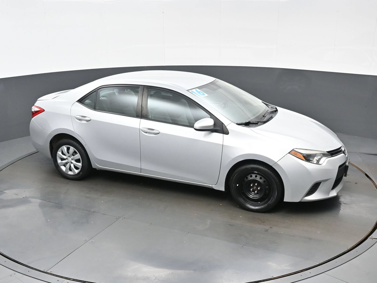 Used 2016 Toyota Corolla LE FWD image 40