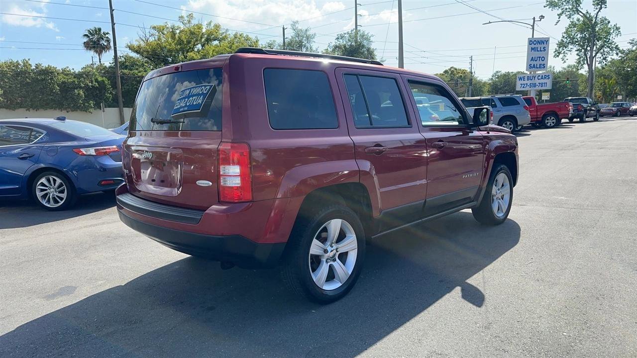 Used 2014 Jeep Patriot Latitude w/ Sun/Sound Group image 12
