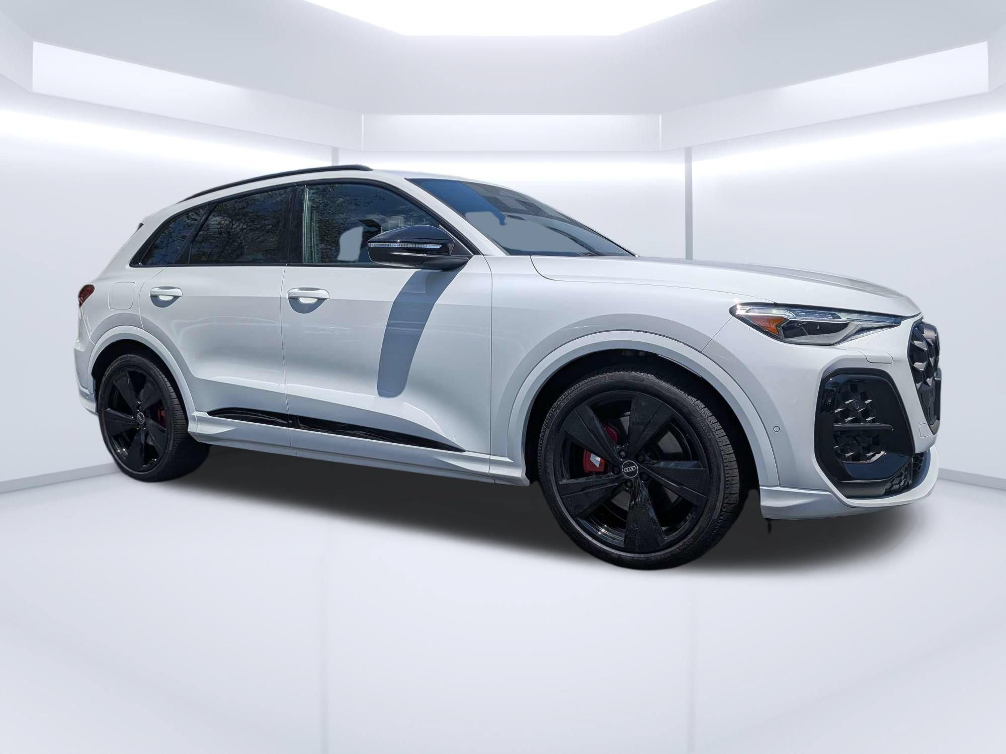New 2026 Audi SQ5 Premium Plus AWD/4WD image 1