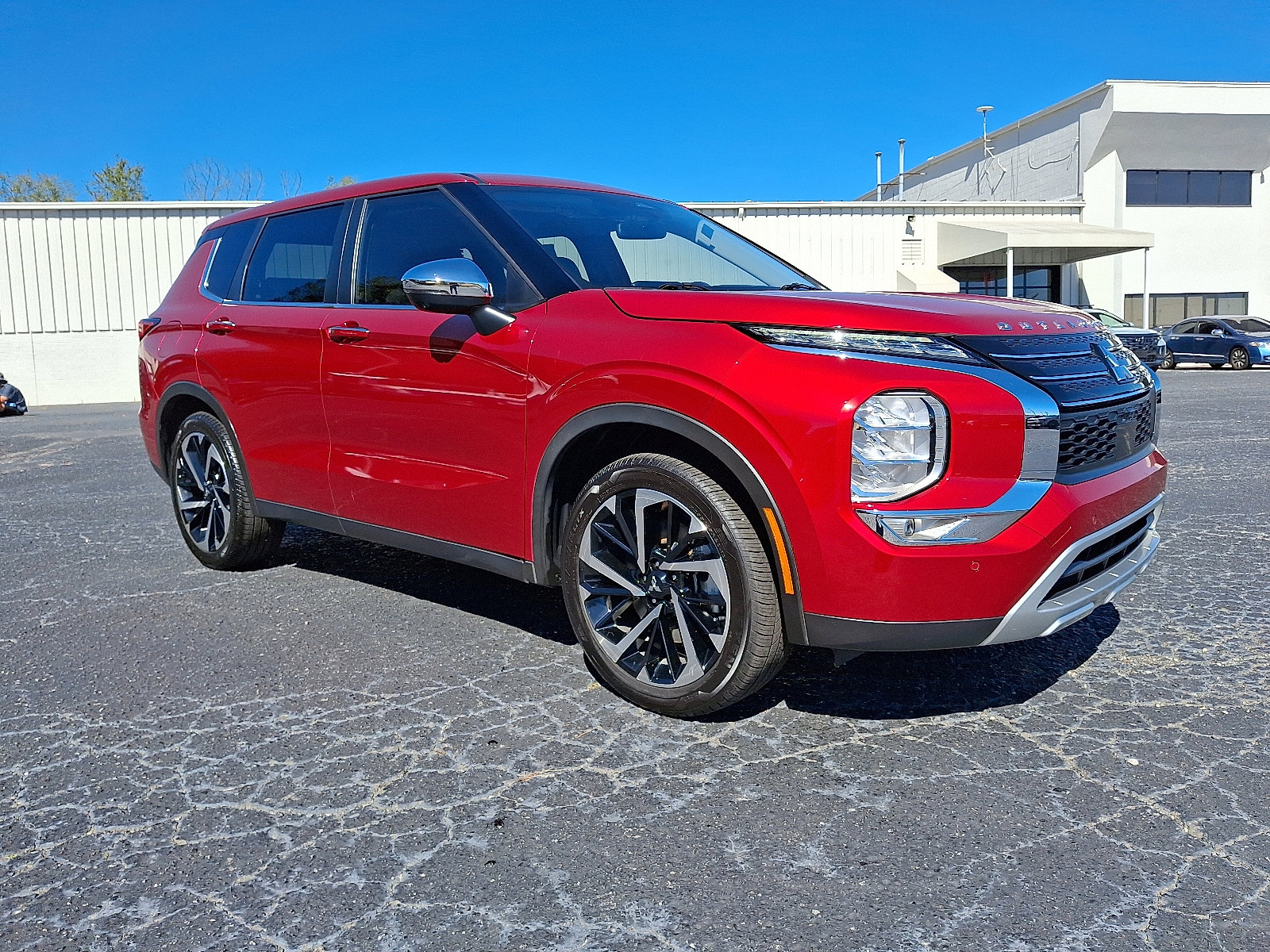 Used 2022 Mitsubishi Outlander SE