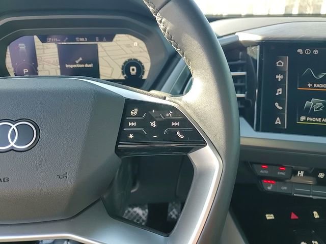 Used 2024 Audi Q4 e-tron Premium Plus w/ Premium Plus image 18