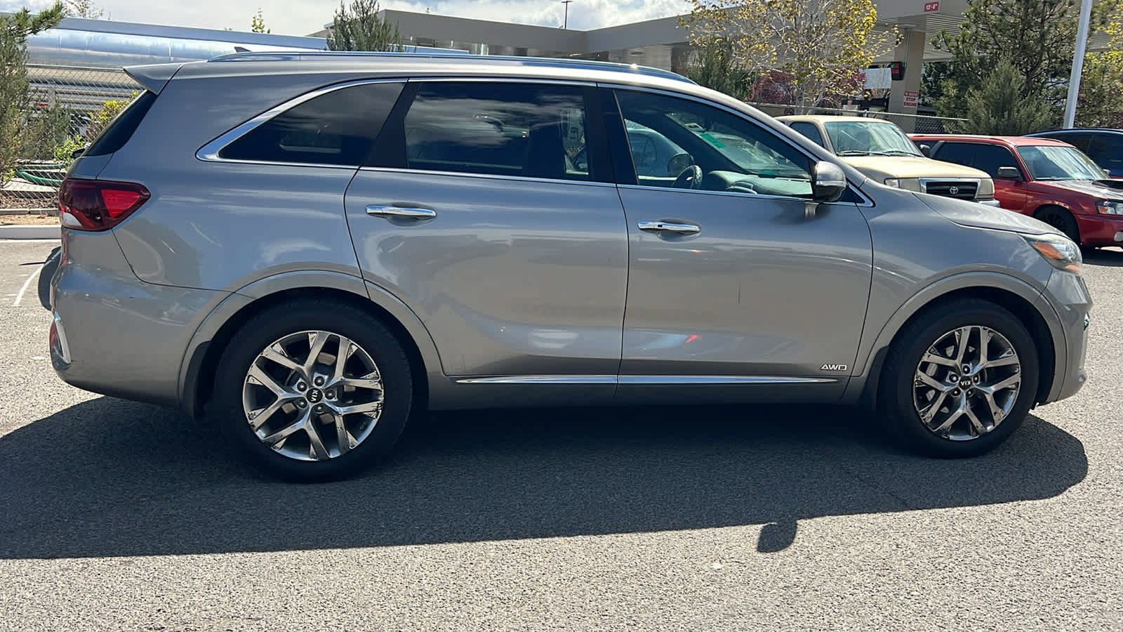 Used 2019 Kia Sorento SX AWD/4WD image 4