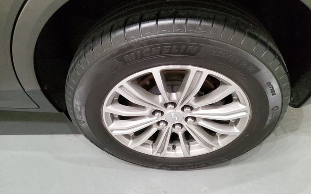 Used 2019 Cadillac XT5 Luxury image 30