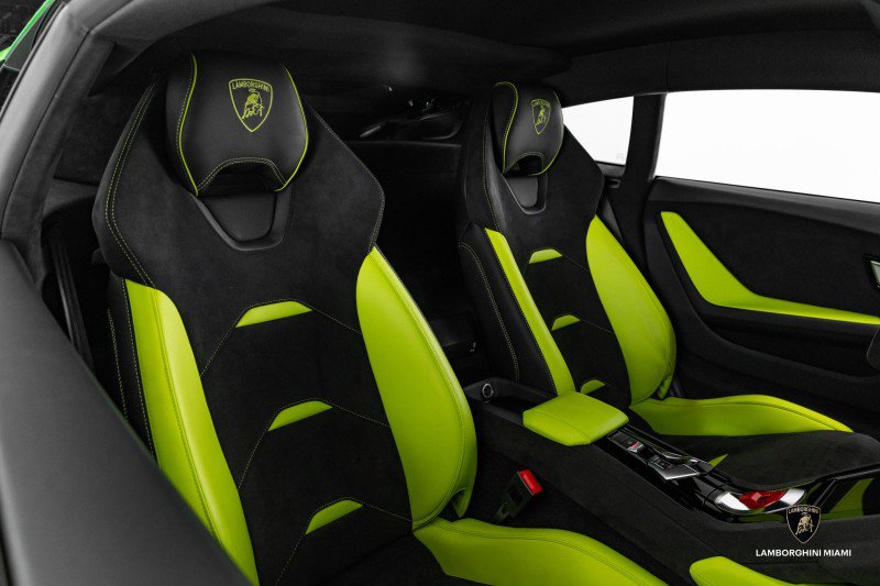 Used 2024 Lamborghini Huracan Sterrato image 42