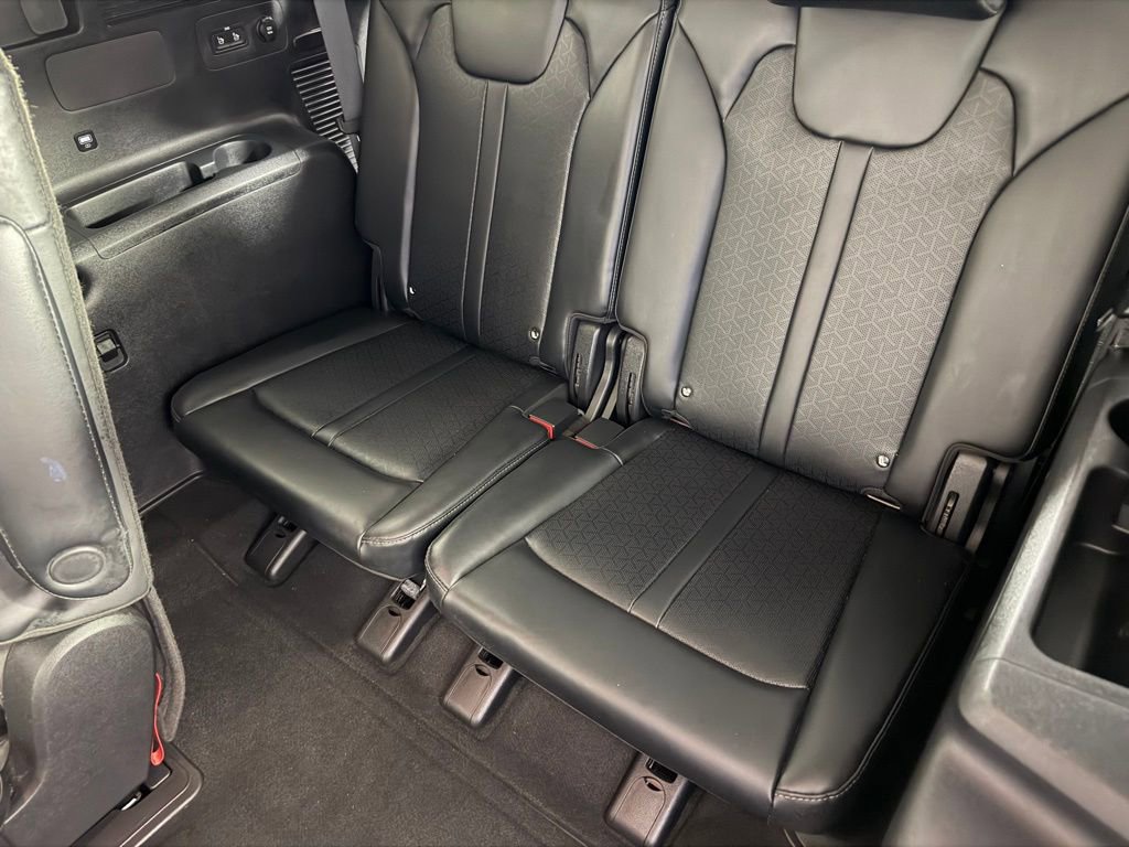 Used 2023 Kia Sorento EX image 35