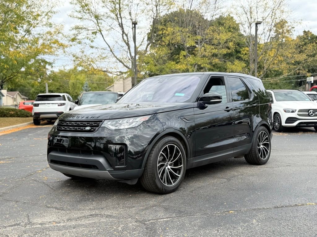 Used 2017 Land Rover Discovery SE AWD/4WD image 4