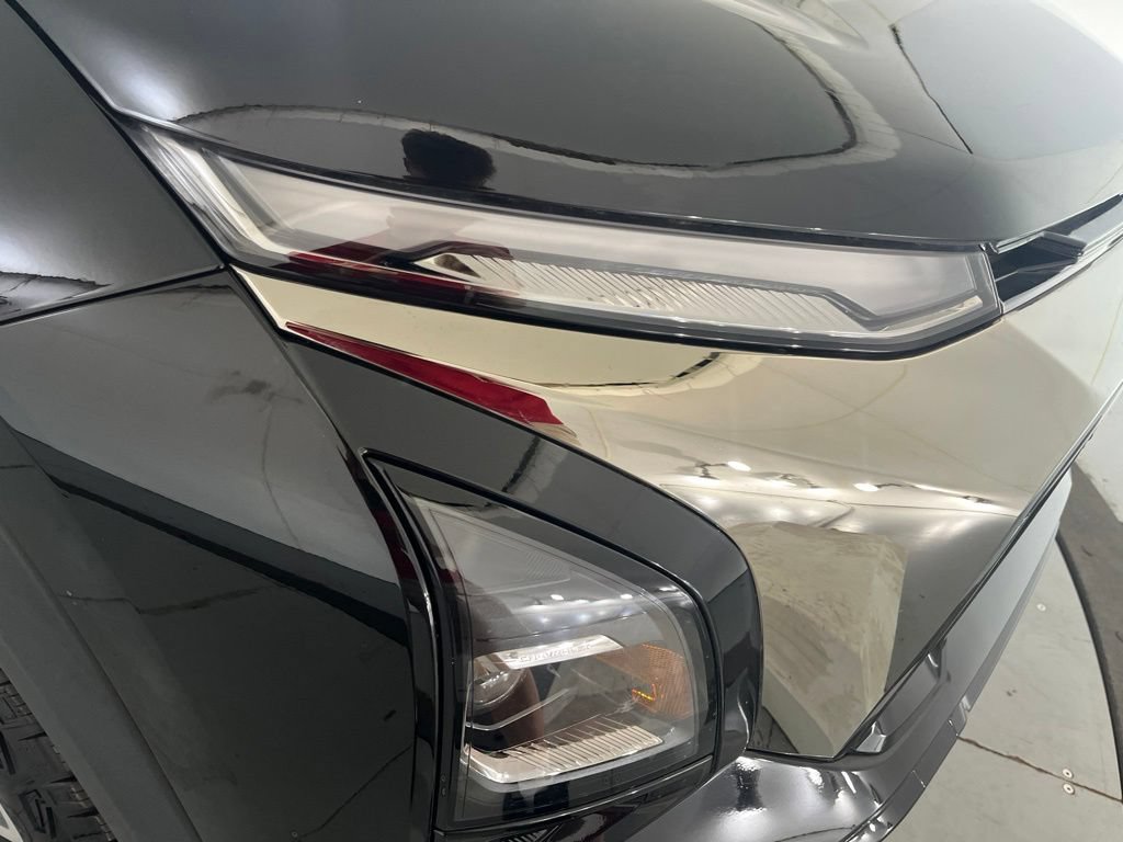 Used 2026 Chevrolet Equinox ACTIV w/ Convenience Package III AWD/4WD image 35