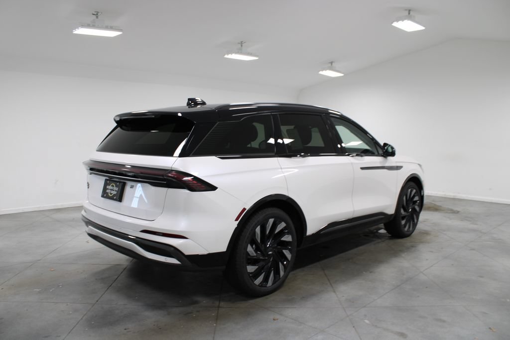 New 2026 Lincoln Nautilus Reserve AWD/4WD image 8