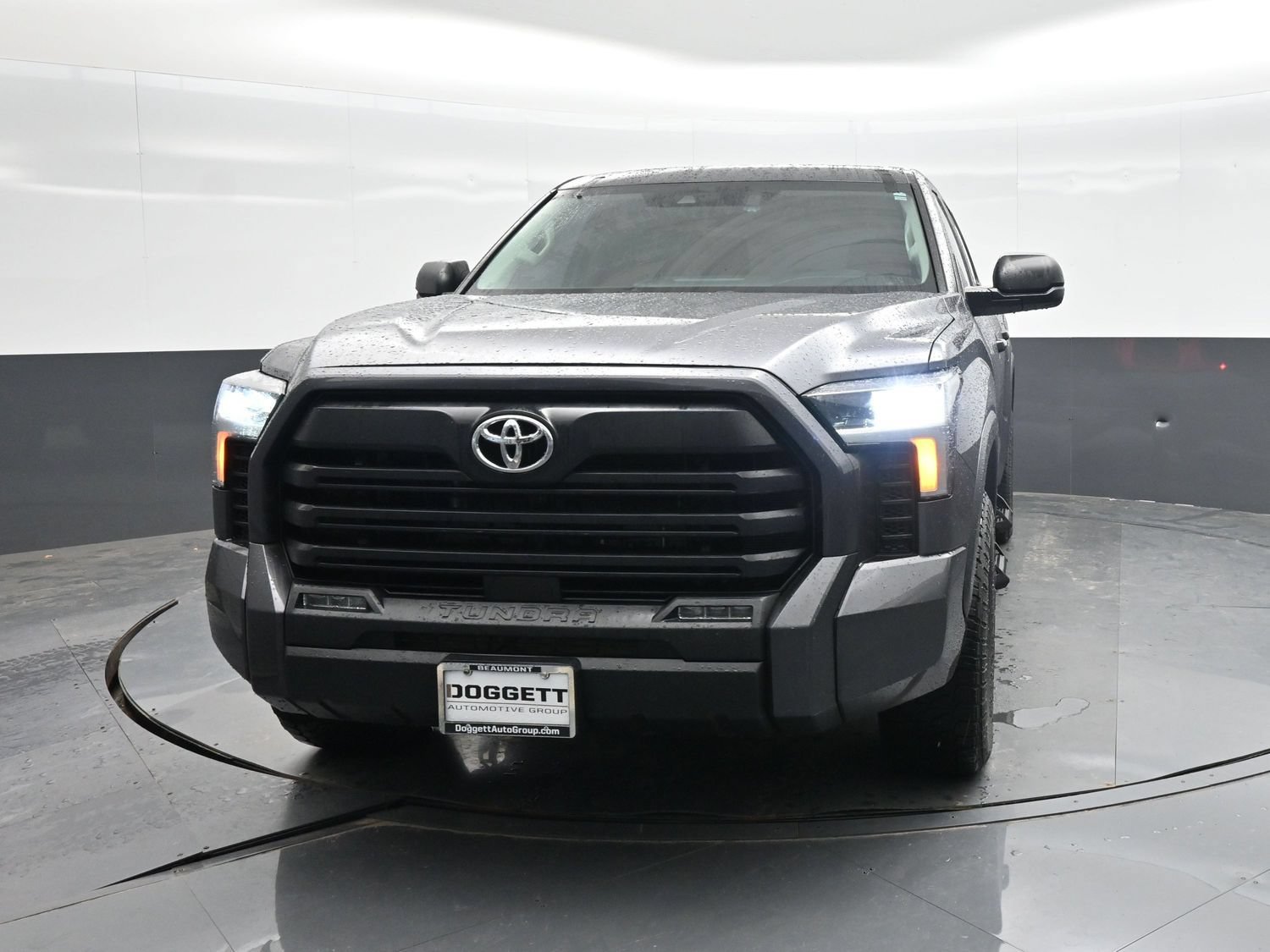 Used 2024 Toyota Tundra SR5 AWD/4WD image 19