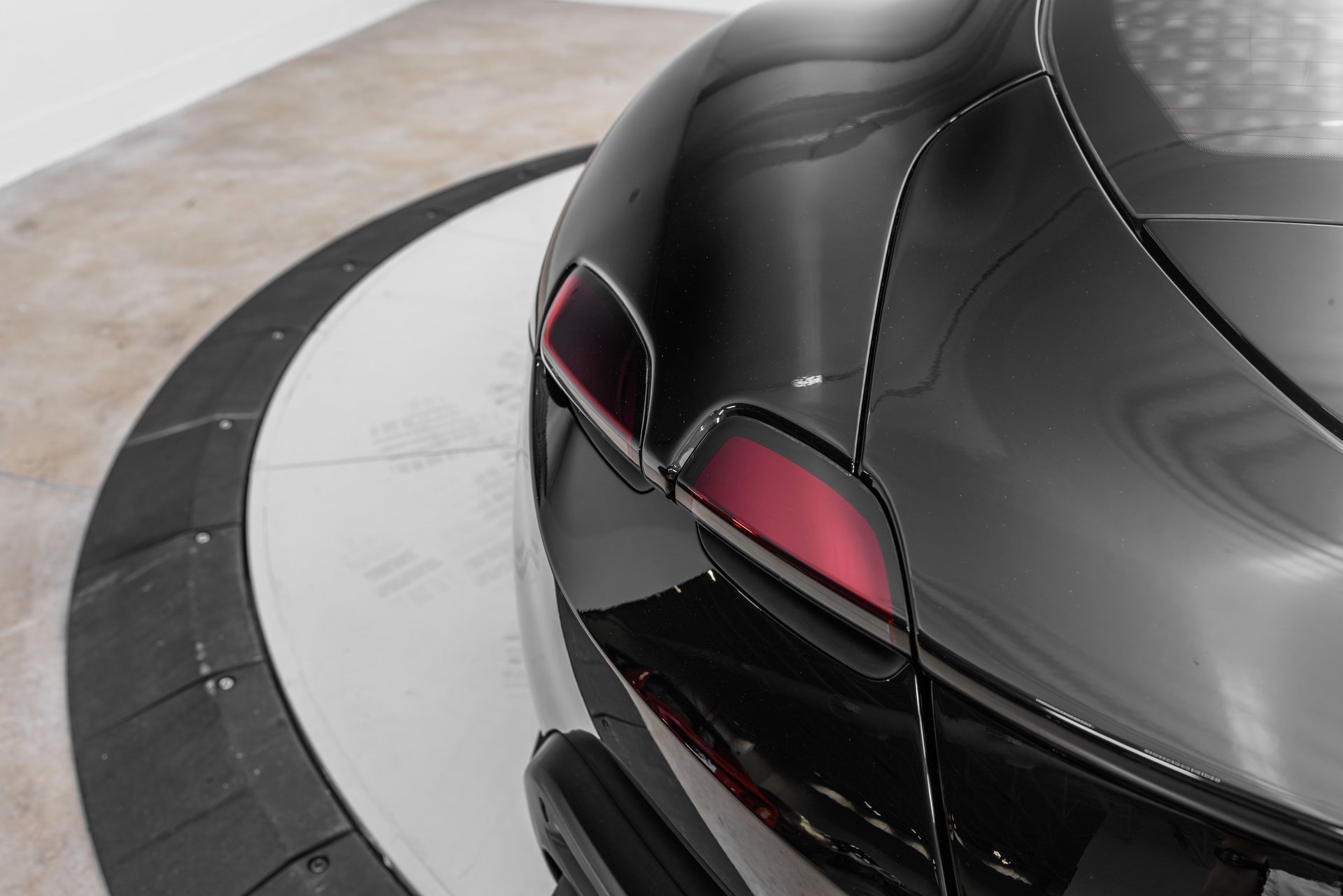 Certified 2024 Ferrari Roma Base image 50