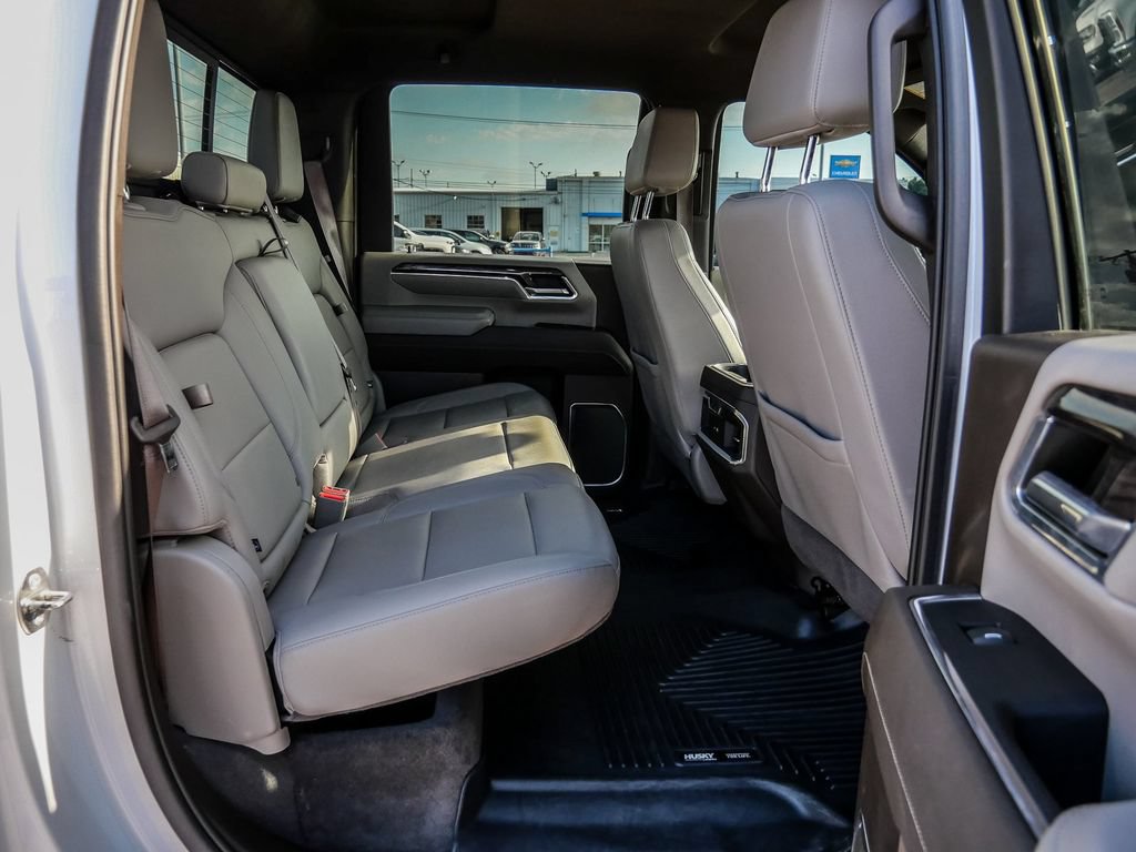 Used 2024 Chevrolet Silverado 2500 LTZ w/ LTZ Convenience Package AWD/4WD image 44