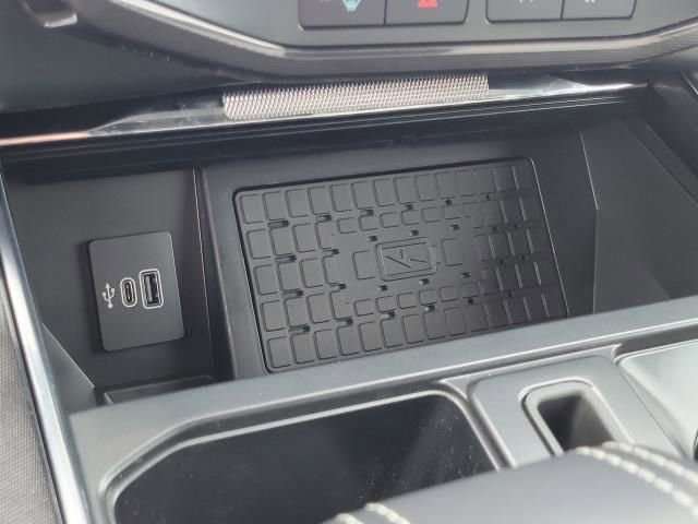 New 2025 Ford F150 Lightning Platinum image 36