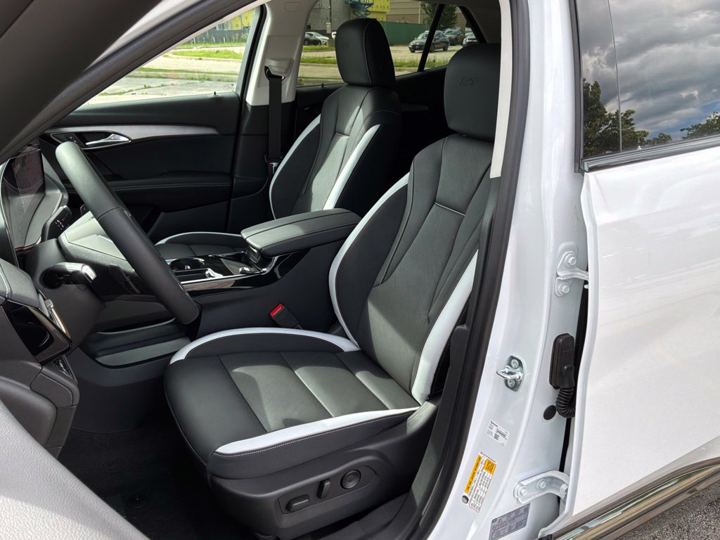 New 2026 Buick Envision Sport Touring AWD/4WD image 11