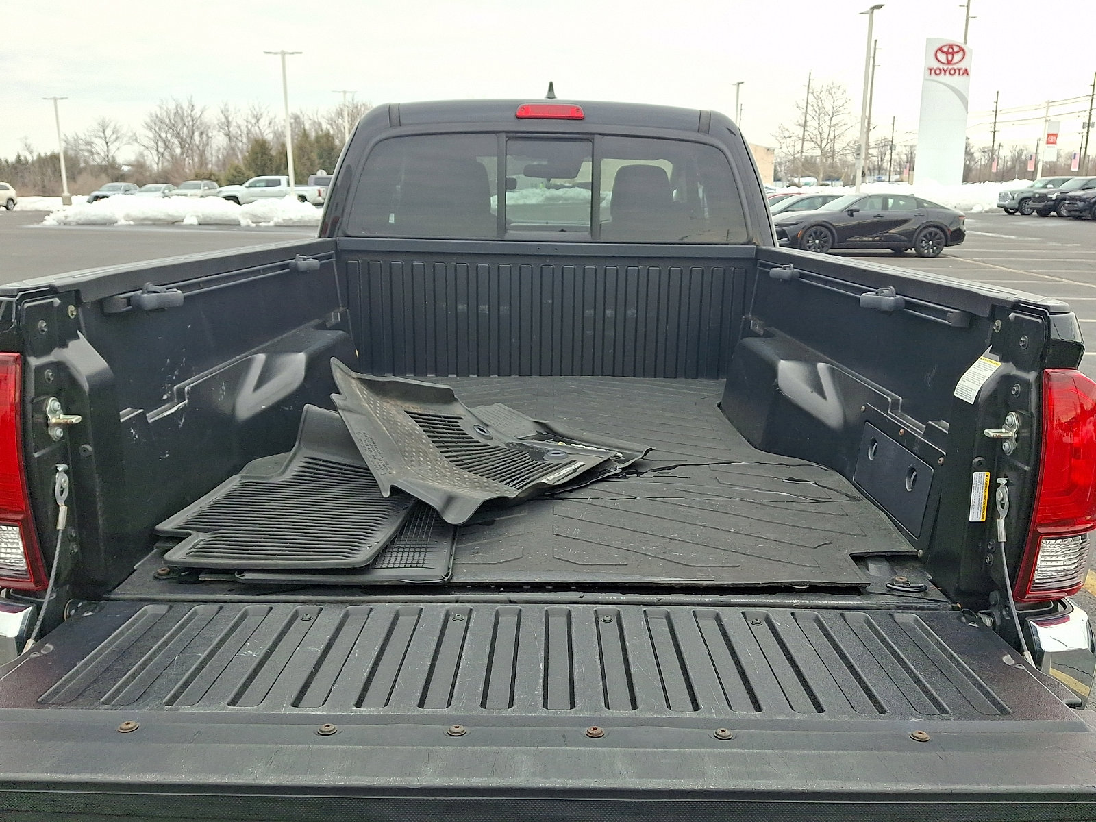 Used 2019 Toyota Tacoma SR5 image 27