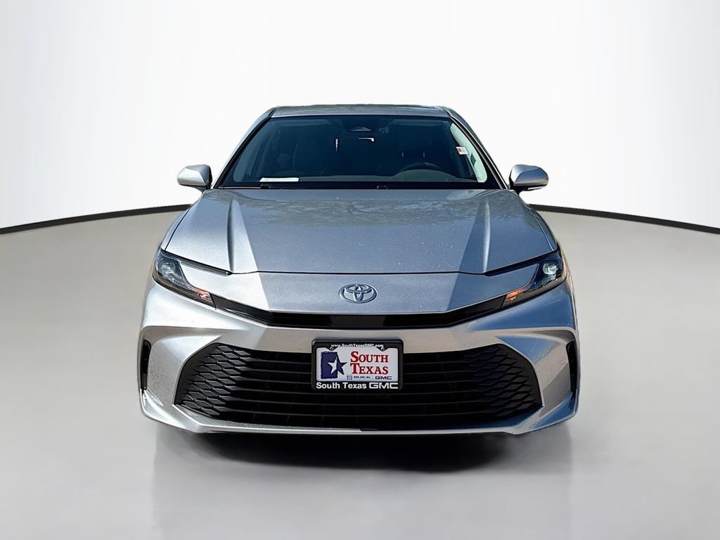Used 2025 Toyota Camry LE w/ Convenience Package FWD image 2