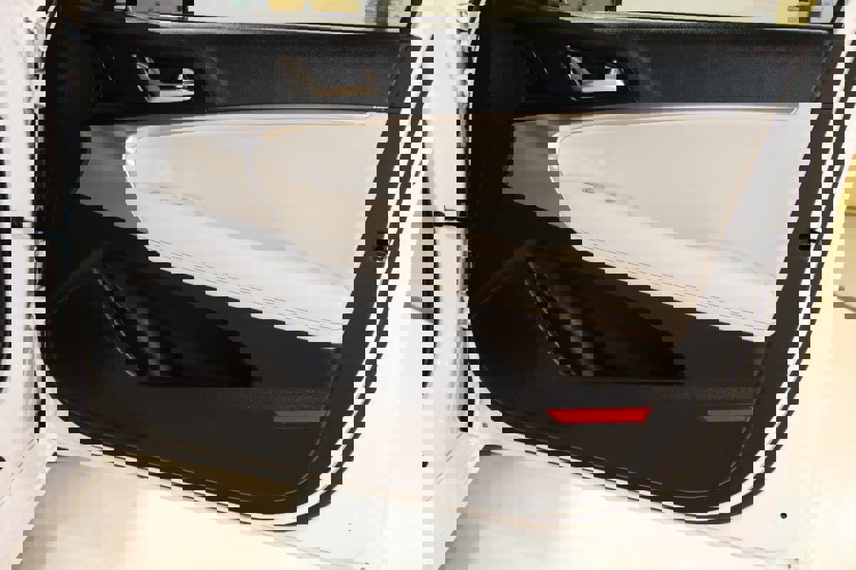 Used 2024 Genesis G70 2.5T image 52