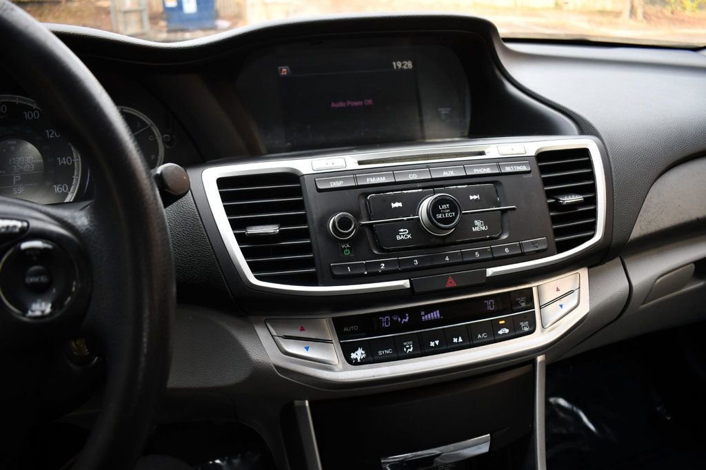 Used 2013 Honda Accord LX image 17