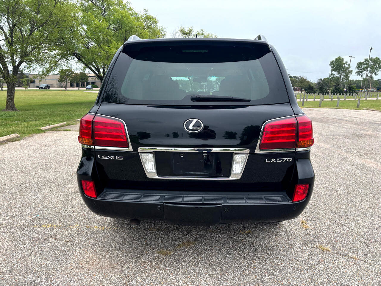 Used 2009 Lexus LX 570 4WD image 29