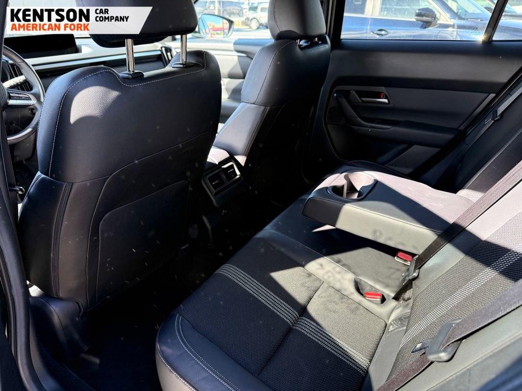 Used 2025 MAZDA CX-50 AWD 2.5 S w/ Preferred Package image 4