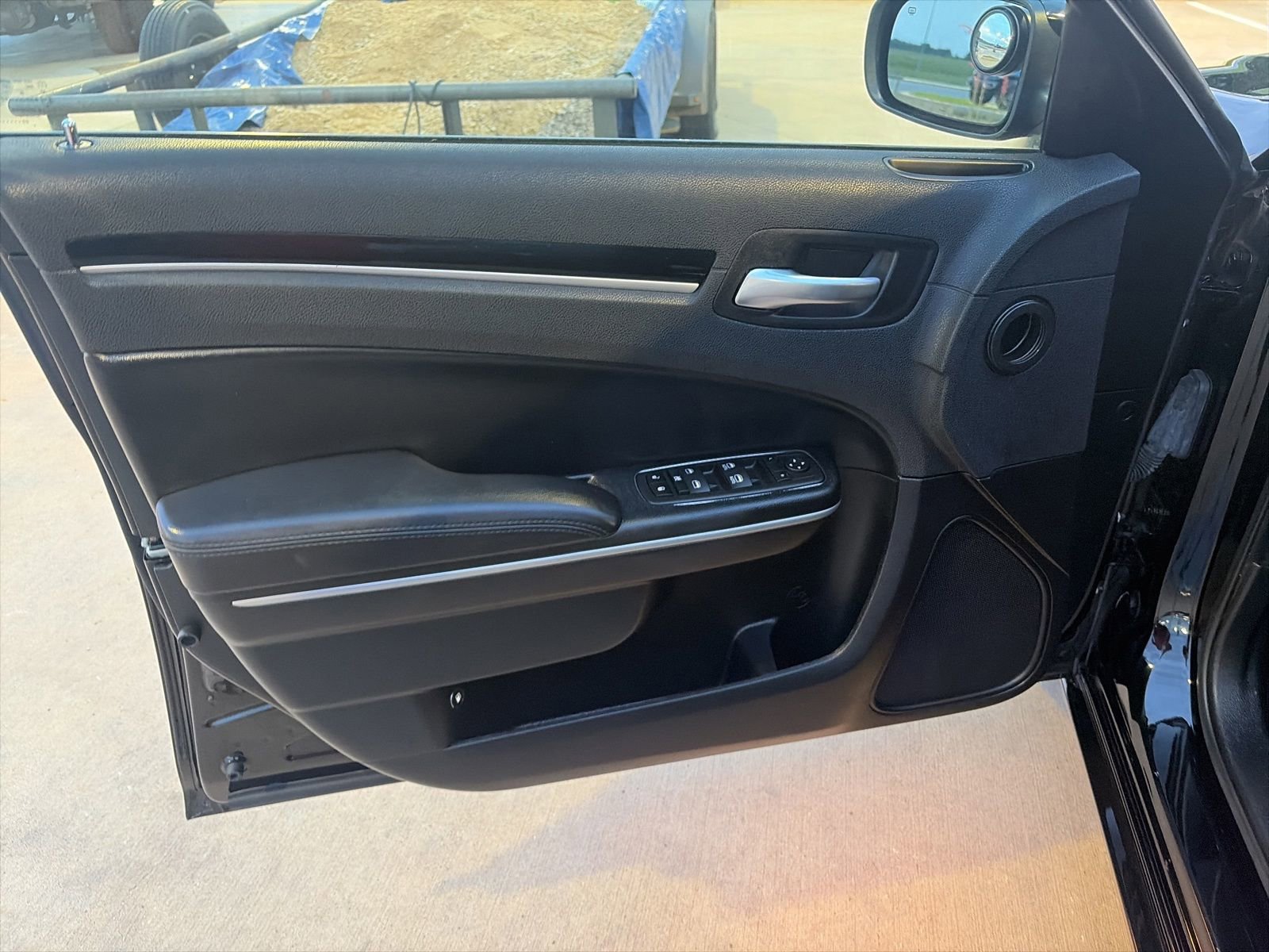 Used 2023 Chrysler 300 Touring w/ Sport Appearance Package RWD image 12