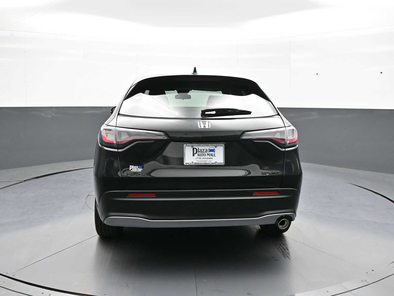 Certified 2027 Honda HR-V Sport image 7