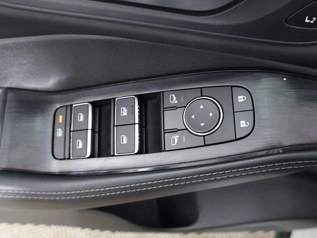 Used 2023 Nissan Rogue SL w/ SL Premium Package image 38