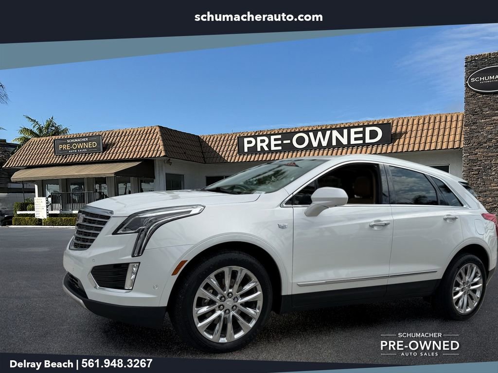 Used 2017 Cadillac XT5 Platinum w/ Driver Assist Package AWD/4WD image 3