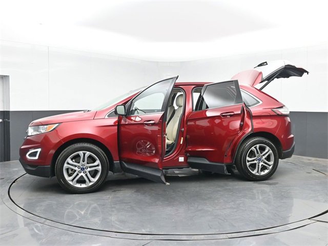 Used 2017 Ford Edge Titanium w/ Technology Package image 54